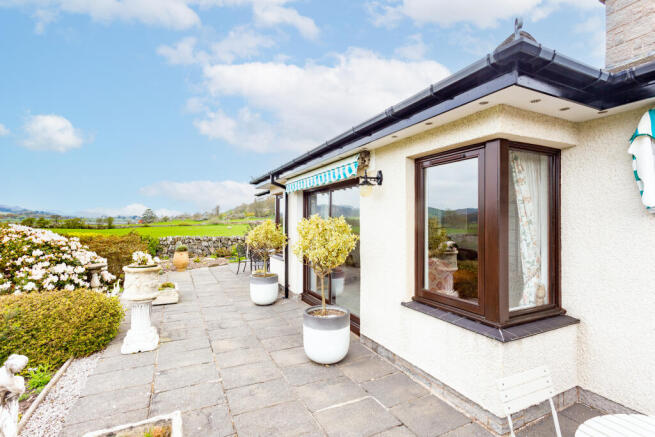 Wraparound Terrace