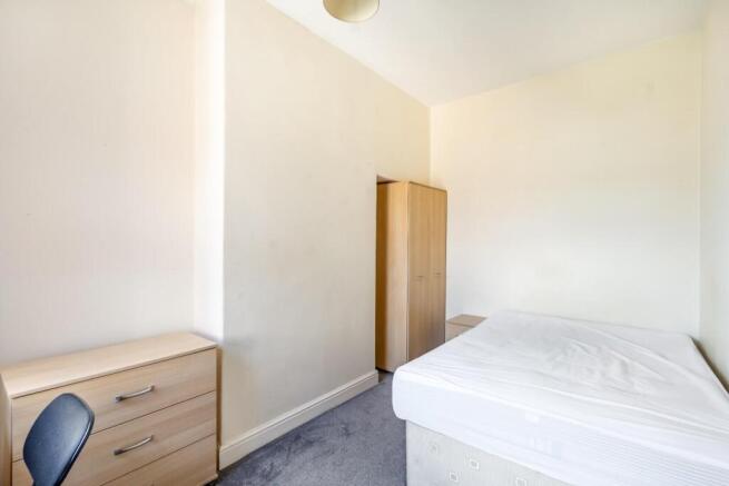 4 bed Terraced for sale Image 10