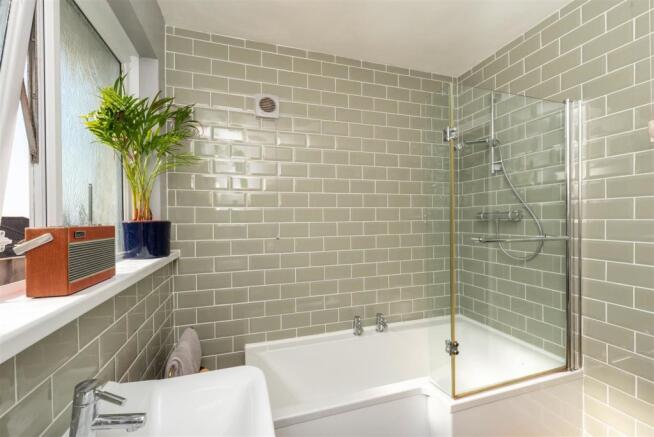 Another view of Shower room
