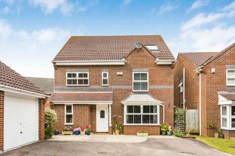 Coopers Close, Littleworth, OX33