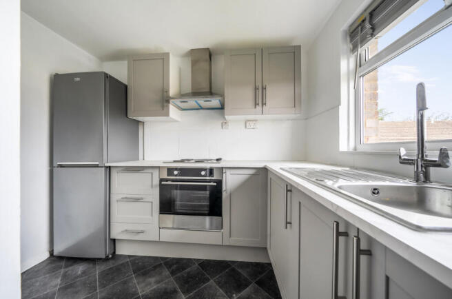 1435123-7-69c16f5...