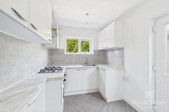 2 bed Semi-Detached for sale Image 4