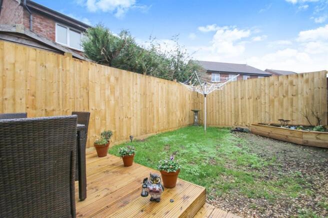 Garden & Parking