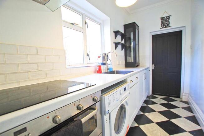 Kitchen.JPG