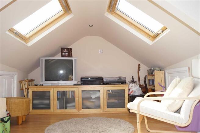 ATTIC ROOM
