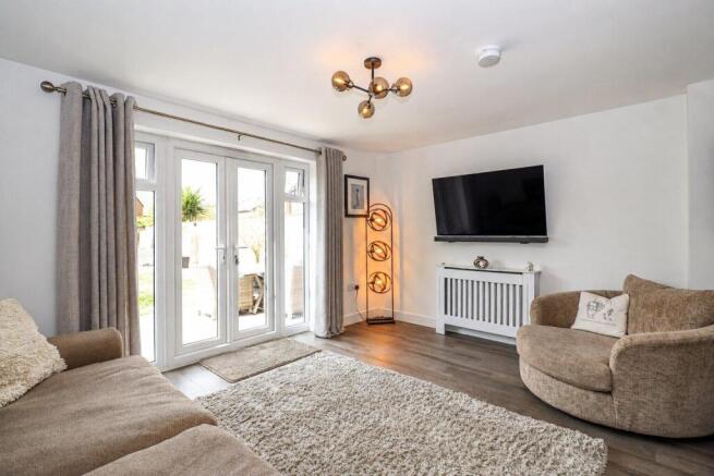 3 bed Semi-Detached for sale Image 6