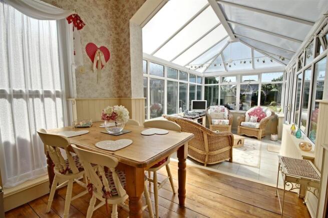 Breakfast Room