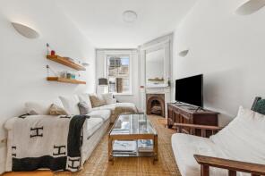 69a, Primrose Mansions, Prince Of Wales Drive, London SW11 4EG