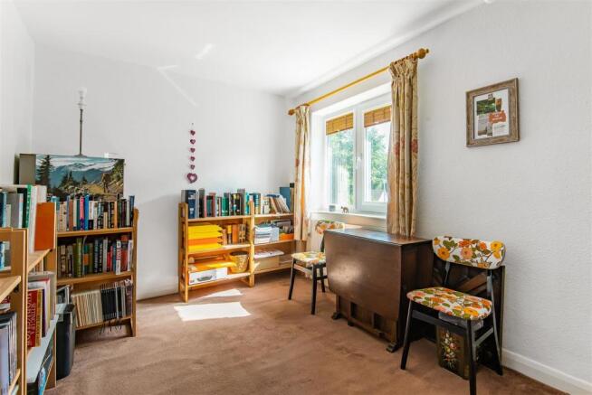 bedroom 3.jpg