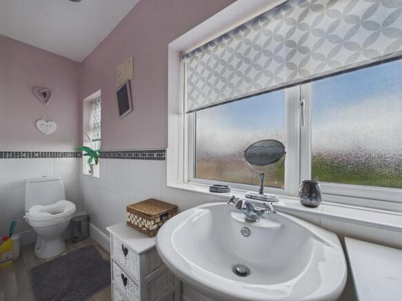 3 bed Town House for sale Image 12