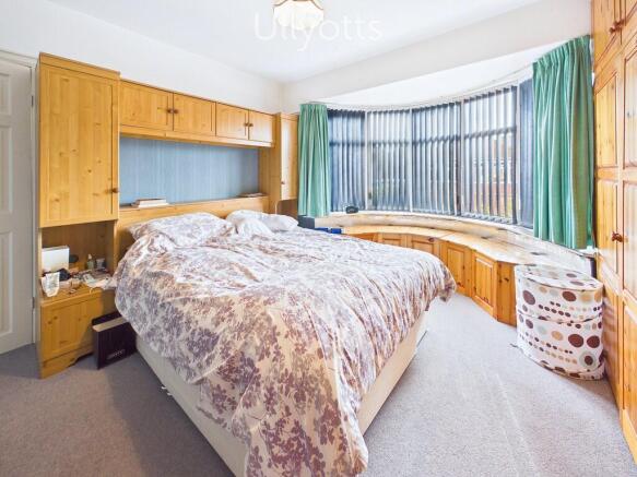2 bed Detached Bungalow for sale Image 8