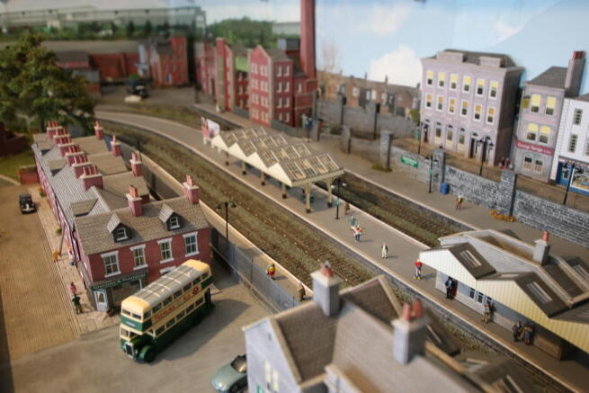 Train Set
