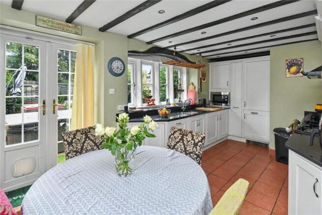 3 bed Semi-Detached for sale Image 4