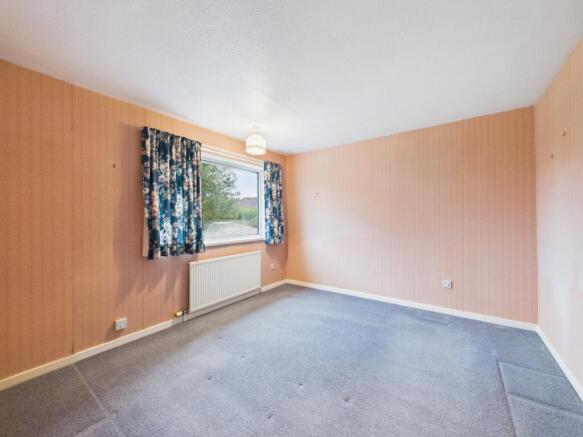 3 bed Semi-Detached for sale Image 9