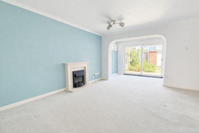 Lounge/ Dining Room