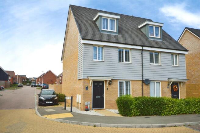3-bed semi-detached on Invicta Drive, Hoo, Rochester, Kent, ME3, £400,000