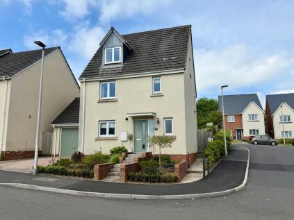 Saxon Way, Kingsteignton, TQ12
