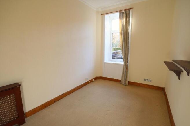 Master bedroom (2)