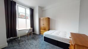 13, Brudenell Avenue, Hyde Park, Leeds LS6 1HD