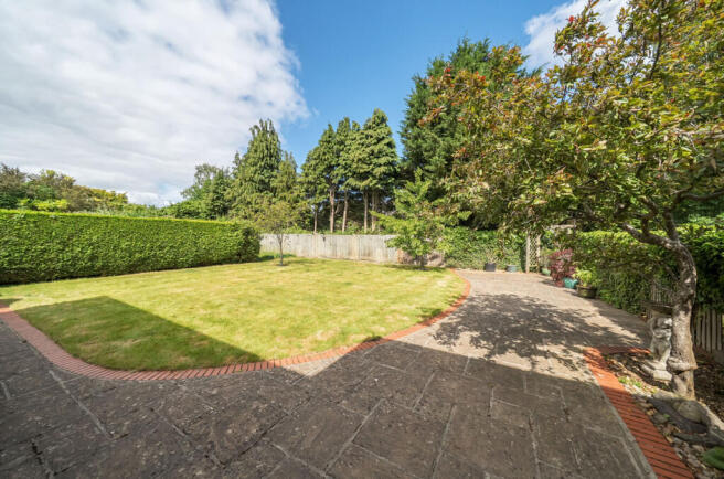 1300627-1-6836f09...