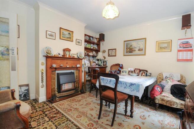 Dining Room.jpg