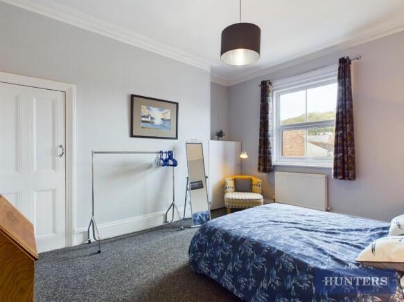 3 bed Triplex to rent Image 7