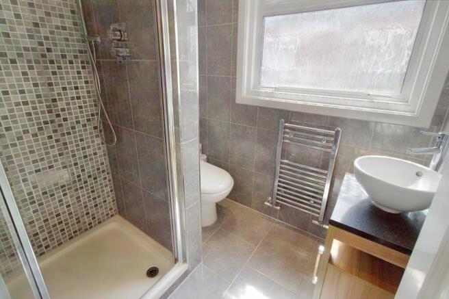 SHOWER-ROOM