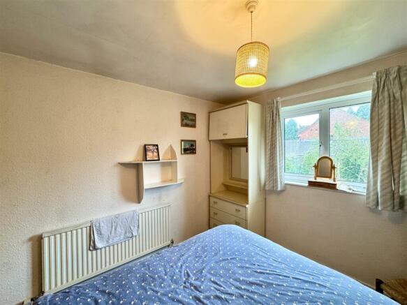 BEDROOM 4