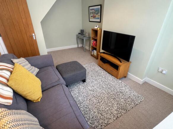 Lounge 2