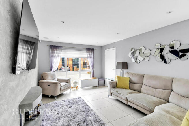 4 bed Detached for sale Image 10
