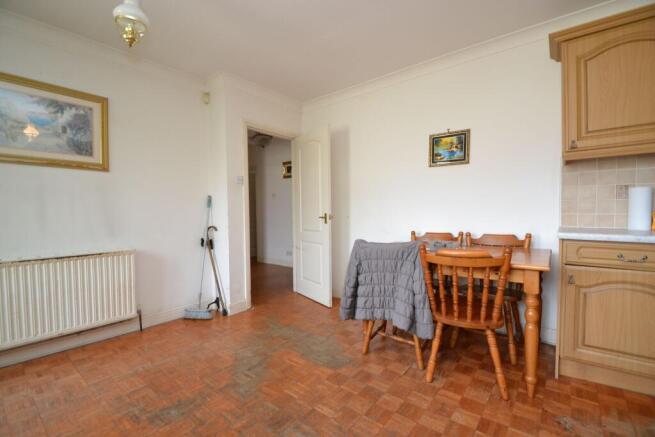 3 bed Detached Bungalow for sale Image 4