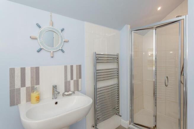 8364840-interior10-800.jpg