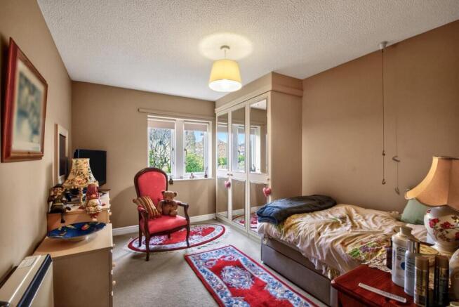 1 bed Flat for sale Image 5
