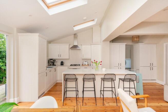 5C5RHD - Kitchen Diner Snug E.jpg