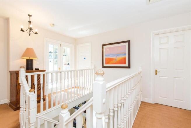 9 Timberley Gardens-44.jpg
