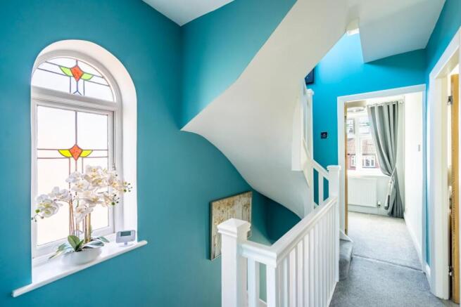4 bed Semi-Detached for sale Image 12
