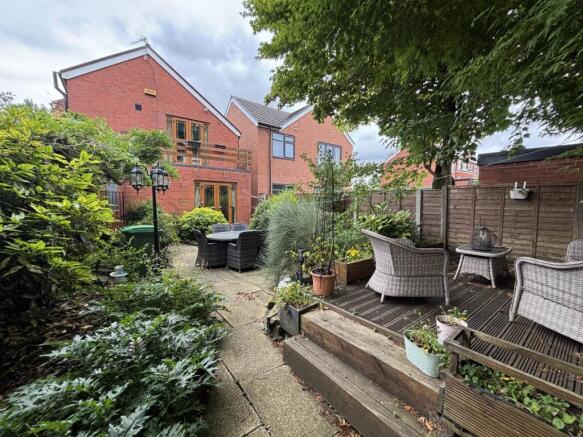 4 bed Detached for sale Image 4