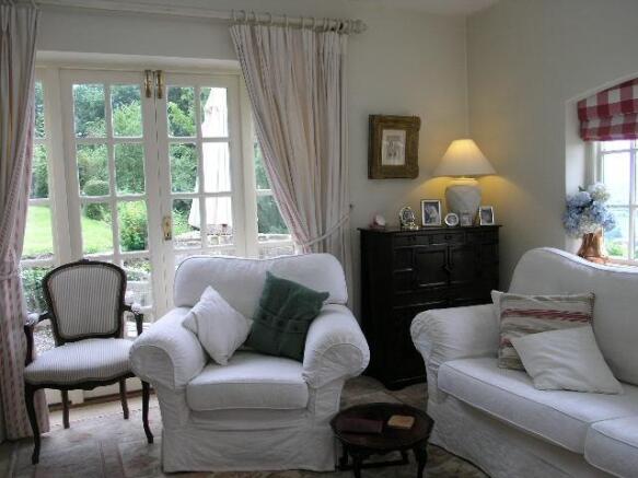 SITTING ROOM