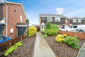 32, Trentham Road, Hartshill CV10 0SN