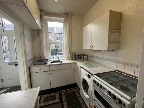 3 bed Terraced for sale Image 5