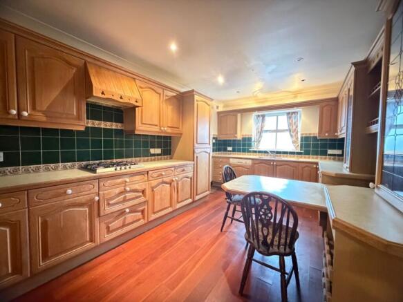 4 bed Terraced for sale Image 7