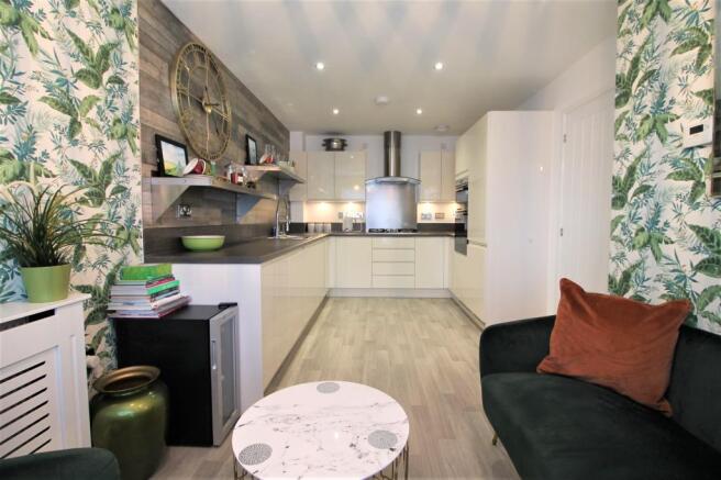 Kitchen / Dining Room