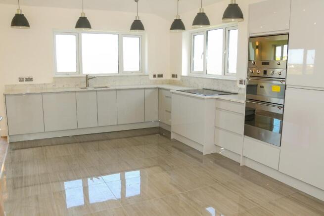 Kitchen/breakfast ro