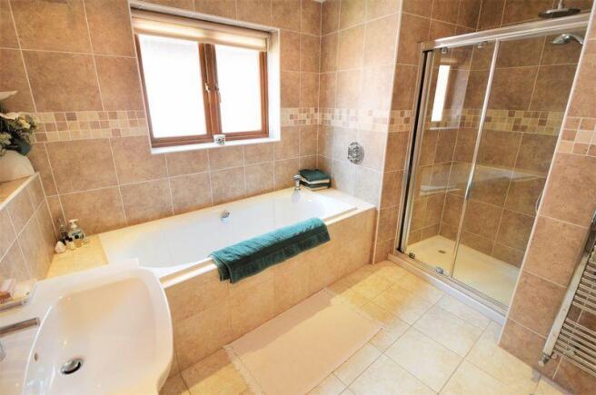 family bathroom 2