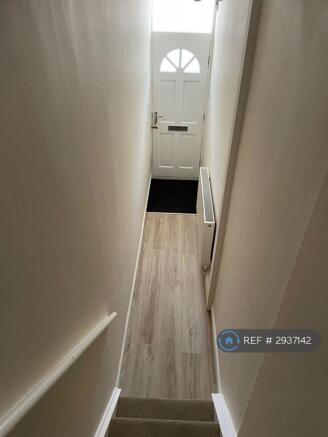 1 bed Flat to rent Image 12
