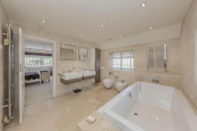 En-suite Bathroom