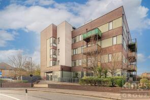 Flat 21, 33 Wenlock House, Eaton Road, Enfield EN1 1GU