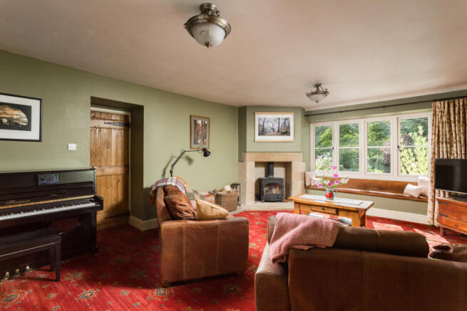 3 bed Detached for sale Image 8