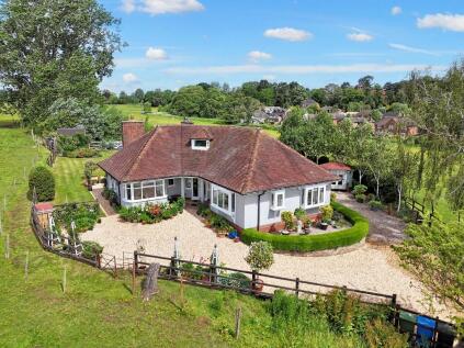 Bridgnorth Road, Wightwick, Wolverhampton, West Midlands, WV6