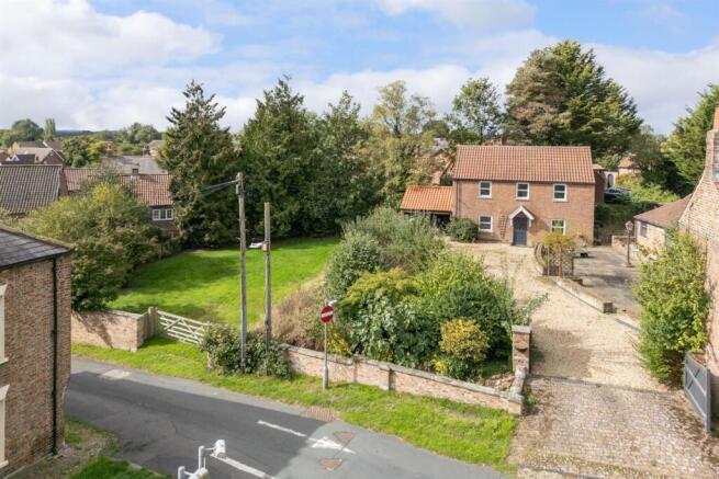 Garage Block & Garden